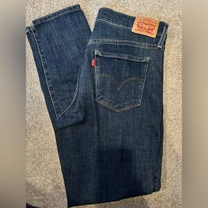 Levi's Women’s size 30 shaping skinny Blue Jeans